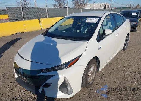2017 Toyota Prius Prime Premium z USA, uszkodzony, nr VIN JTDKARFP4H3055348